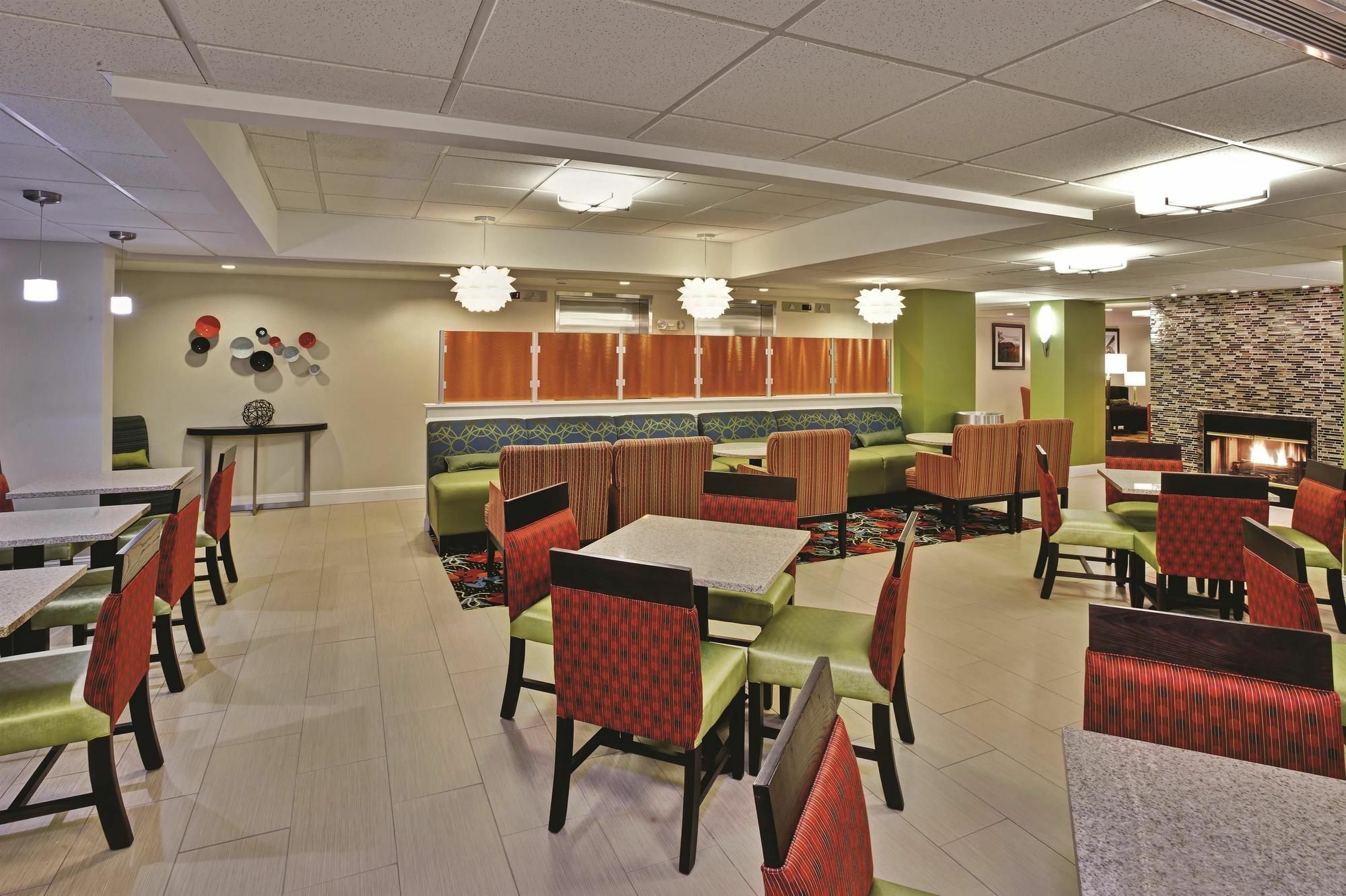 סאמרסוויל La Quinta Inn & Suites - New River Gorge National Park מראה חיצוני תמונה