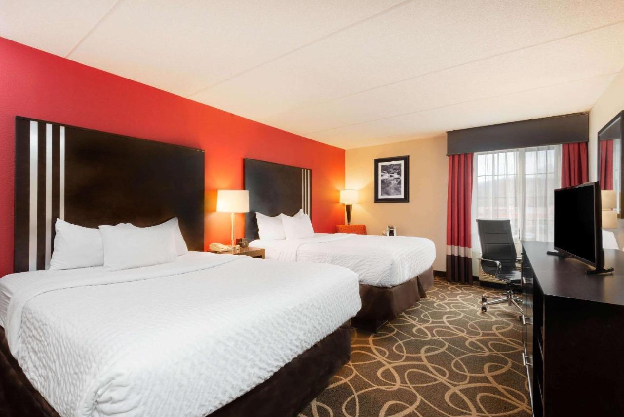 סאמרסוויל La Quinta Inn & Suites - New River Gorge National Park מראה חיצוני תמונה