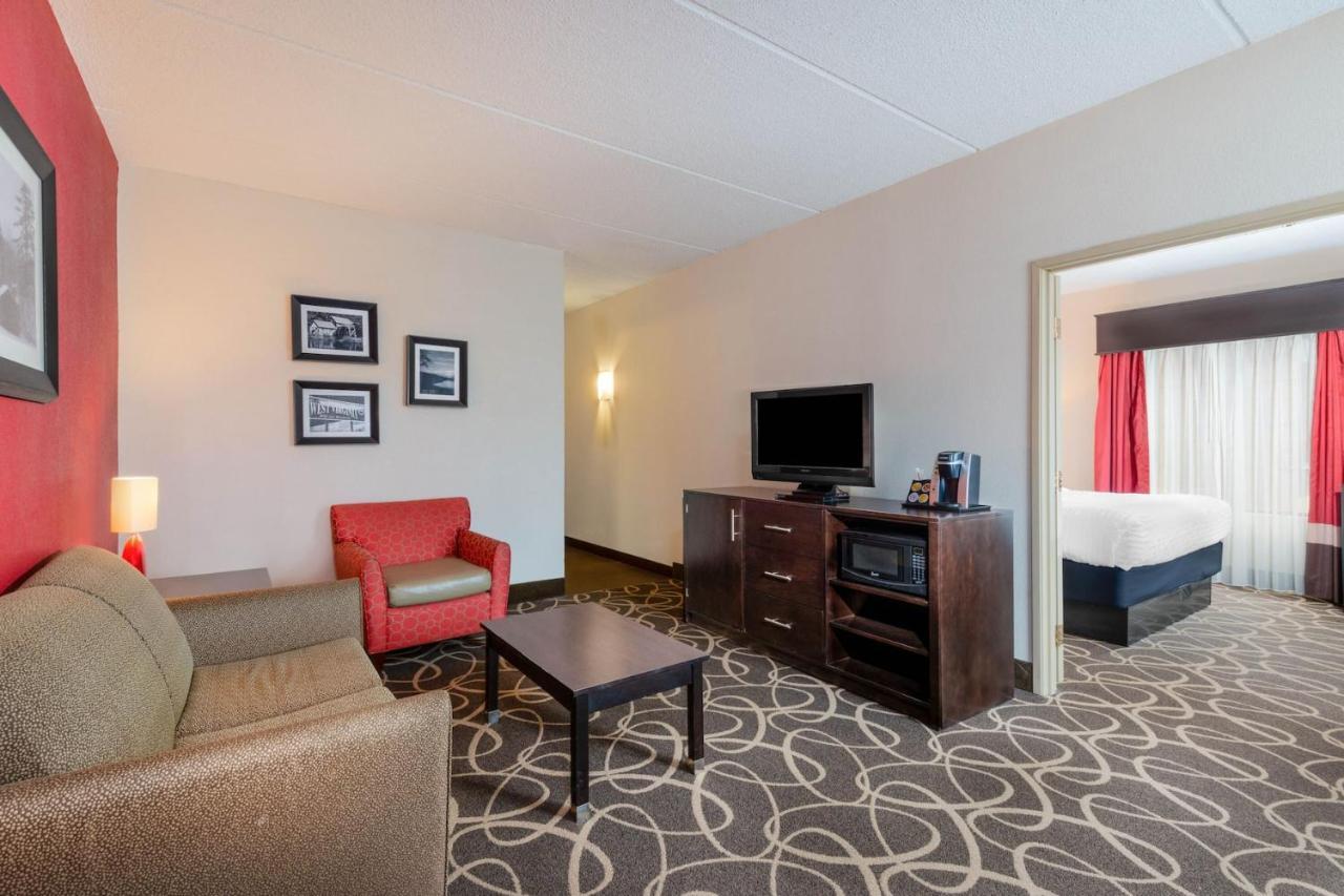 סאמרסוויל La Quinta Inn & Suites - New River Gorge National Park מראה חיצוני תמונה
